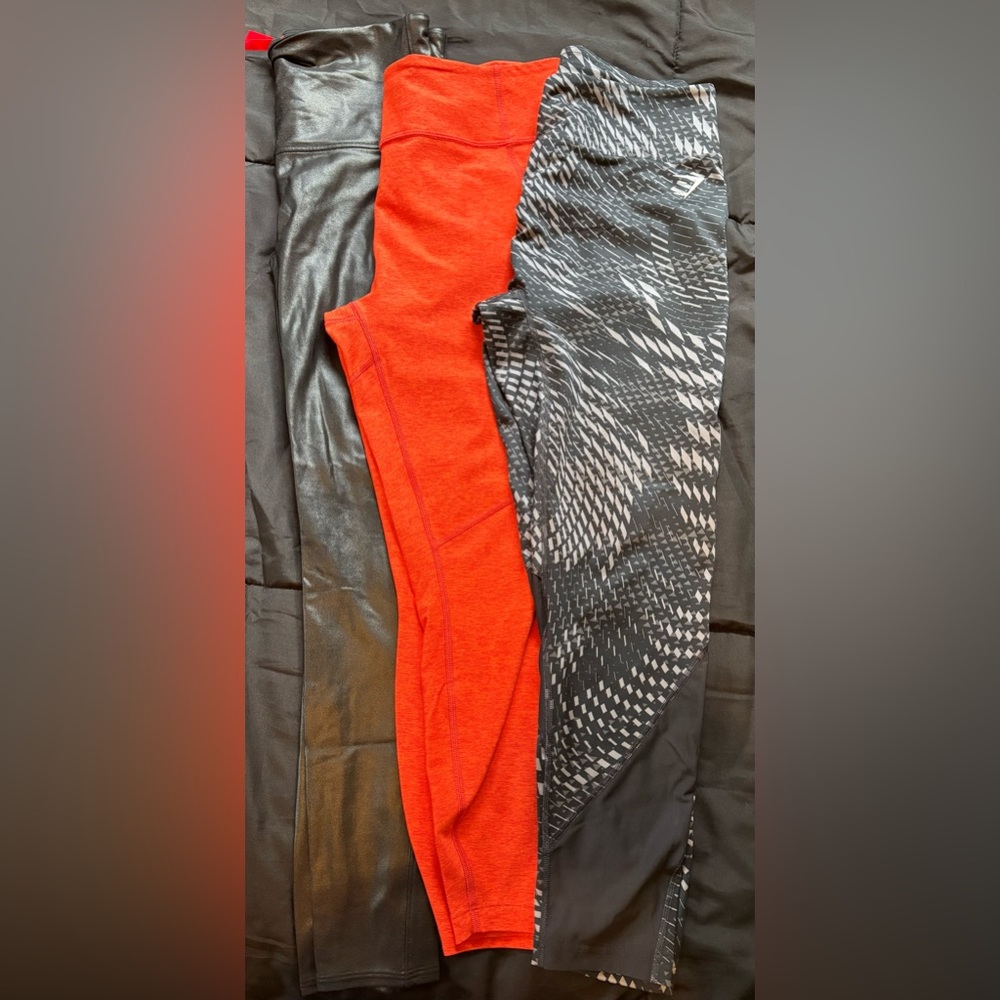 Lot Of 3 Woman’s Leggings Sz XL: Outdoor Voices , Gymshark, Spanks